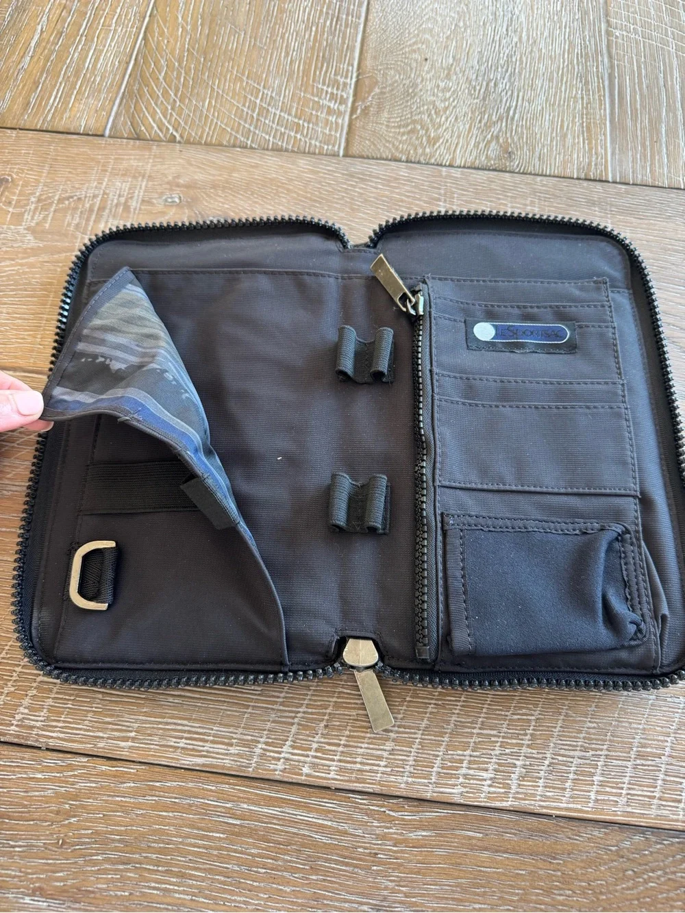LeSportsac Black Nylon Mens Travel Document Organizer